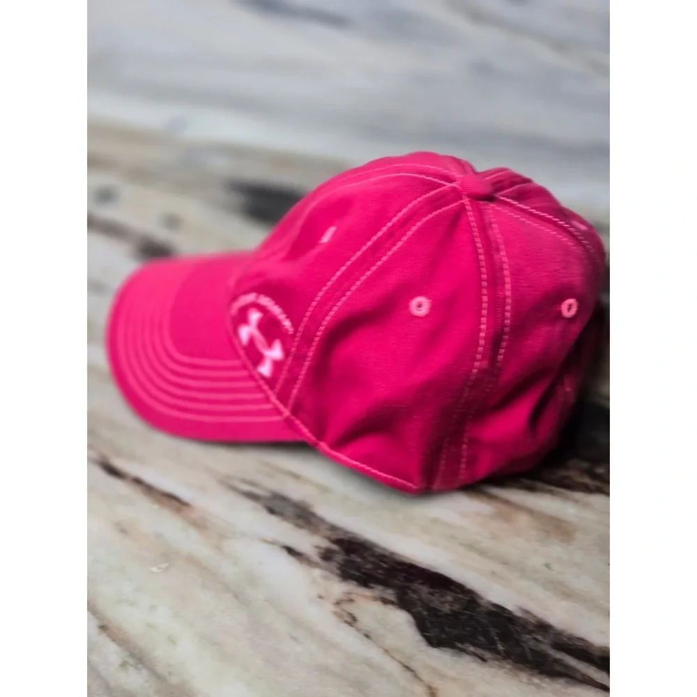 Under Armour Pink HeatGear Womens Adjustable Baseball Cap‎ Hat OSFA Polyester